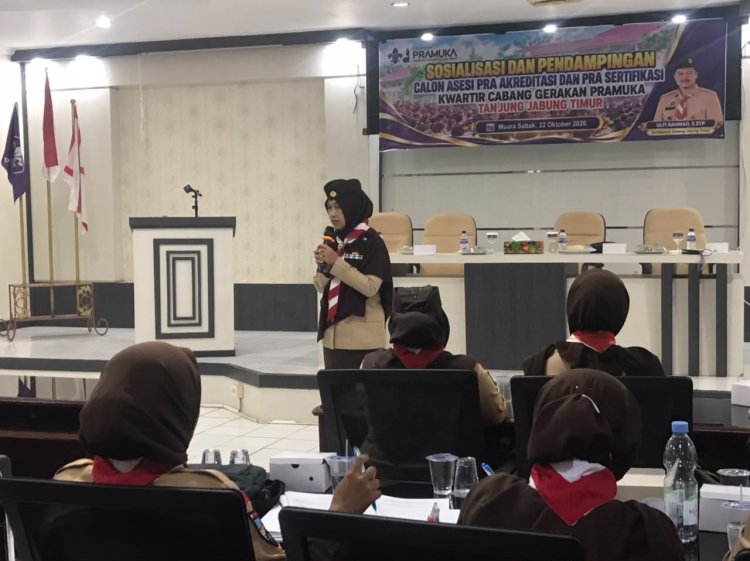 Penyampaian Materi Juknis Pra Sertifasi Pembina dan Pelatih Pembina disampaikan oleh Kak Ranti Ernawati, S.Pt., M.Pd